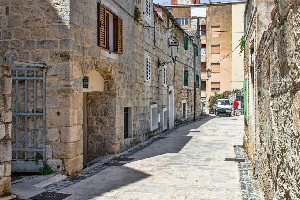 Diva 1,Stylish Old Town Studio Apartment Near Beach Split Exterior photo